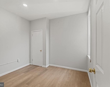 2423 N Myrtlewood Street - Photo Thumbnail 29