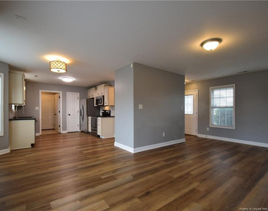 205 Stockbridge Drive - Photo Thumbnail 2