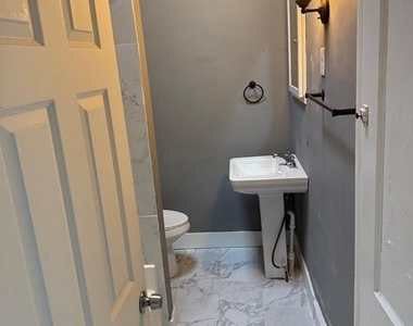 5519 Angora Terrace - Photo Thumbnail 9