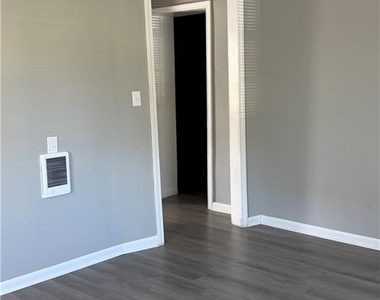 602 Wilson Avenue - Photo Thumbnail 1