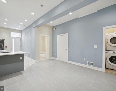 2024 E Fletcher Street - Photo Thumbnail 8
