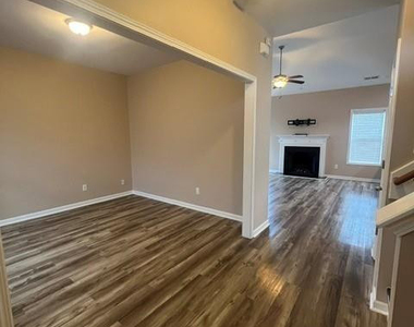 681 Broad Drive - Photo Thumbnail 1