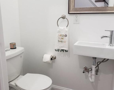 2108 E Stella Street - Photo Thumbnail 6