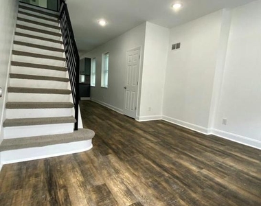 2108 E Stella Street - Photo Thumbnail 1
