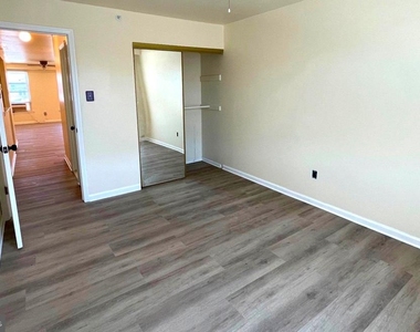 2710 Dothan Plaza - Photo Thumbnail 9
