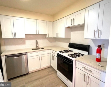 2710 Dothan Plaza - Photo Thumbnail 2