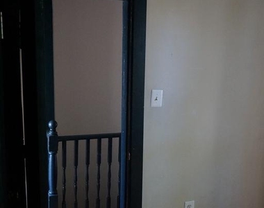 2032 W Berks Street - Photo Thumbnail 11