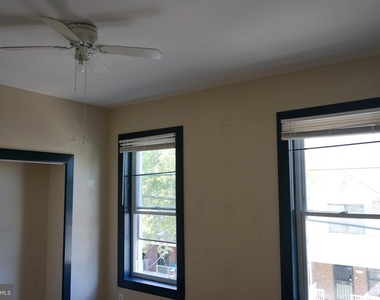 2032 W Berks Street - Photo Thumbnail 2