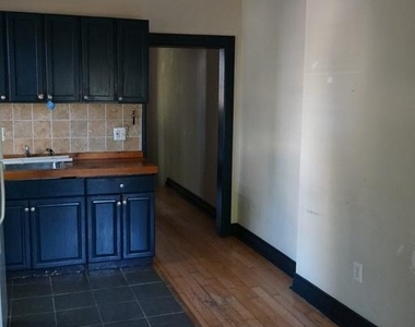 2032 W Berks Street - Photo Thumbnail 30