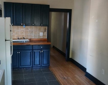 2032 W Berks Street - Photo Thumbnail 31