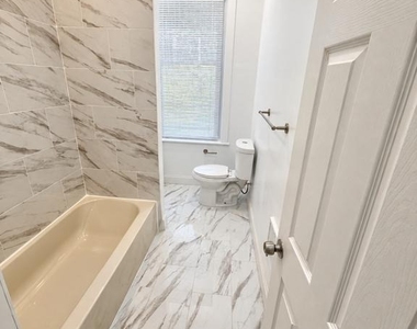 5031 Walnut Street - Photo Thumbnail 10