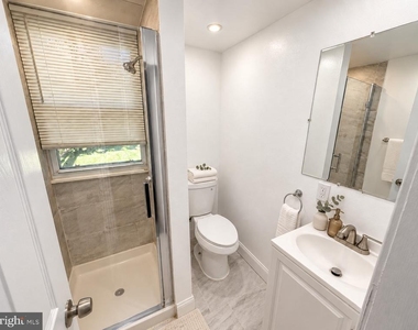 5031 Walnut Street - Photo Thumbnail 14