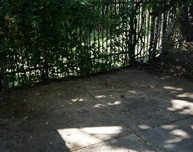 2032 W Berks Street - Photo Thumbnail 16