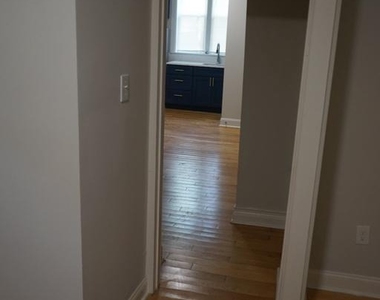 2032 W Berks Street - Photo Thumbnail 26
