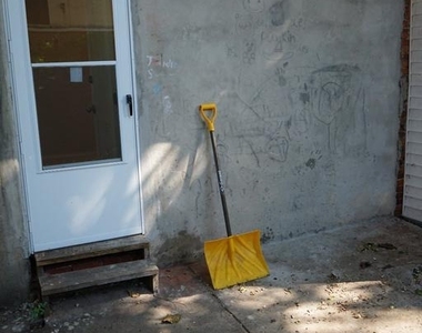 2032 W Berks Street - Photo Thumbnail 20