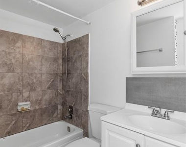 316 W Wildey Street - Photo Thumbnail 8