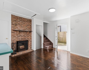 316 W Wildey Street - Photo Thumbnail 2