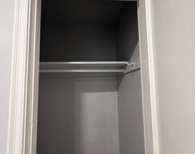 1320 W Nedro Avenue - Photo Thumbnail 11