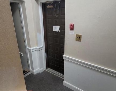 1166 S 11th Street - Photo Thumbnail 7