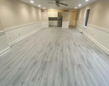 1166 S 11th Street - Photo Thumbnail 6