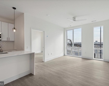 1221 E Fletcher Street - Photo Thumbnail 19
