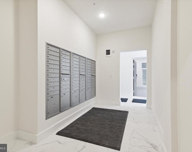 1221 E Fletcher Street - Photo Thumbnail 1