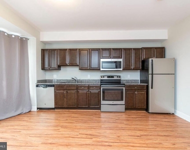 1222 N 7th Street - Photo Thumbnail 12