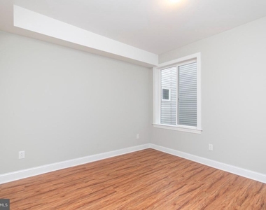1222 N 7th Street - Photo Thumbnail 5