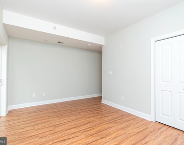 1222 N 7th Street - Photo Thumbnail 6