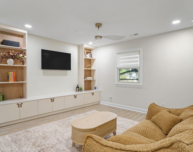 1101 Brenda Court - Photo Thumbnail 12