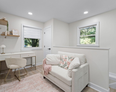 1101 Brenda Court - Photo Thumbnail 24