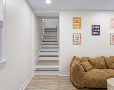 1101 Brenda Court - Photo Thumbnail 13