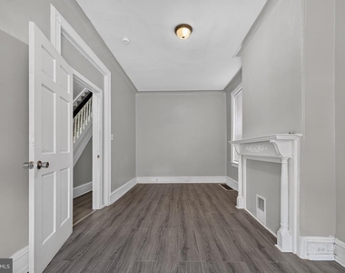 413 N Redfield Street - Photo Thumbnail 1