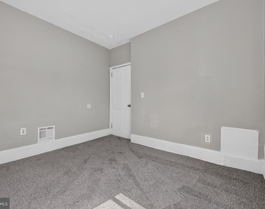 413 N Redfield Street - Photo Thumbnail 20