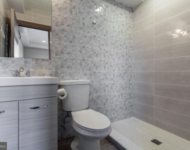 2553 Montrose Street - Photo Thumbnail 3