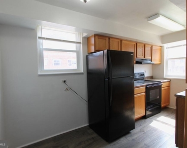 510 S Pleasant Place - Photo Thumbnail 7