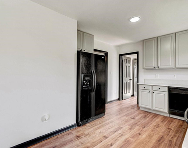 928 S Willhaven Drive - Photo Thumbnail 11