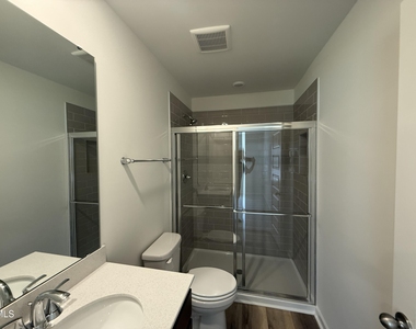 10521 Brookside Reserve Road - Photo Thumbnail 14