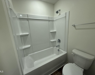 10521 Brookside Reserve Road - Photo Thumbnail 18