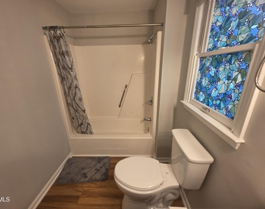 1102 E Franklin Street - Photo Thumbnail 17