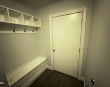 1238 Teakwood Place - Photo Thumbnail 7