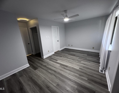 1238 Teakwood Place - Photo Thumbnail 5