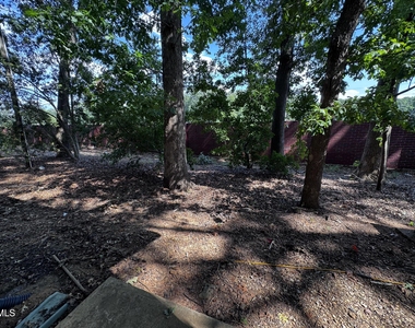 1238 Teakwood Place - Photo Thumbnail 11