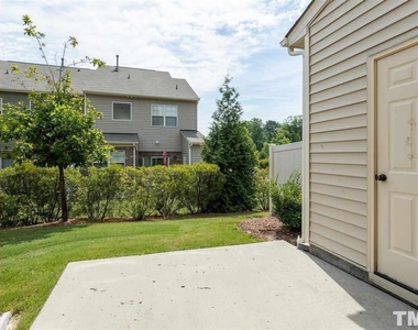 537 Whitworth Lane - Photo Thumbnail 23