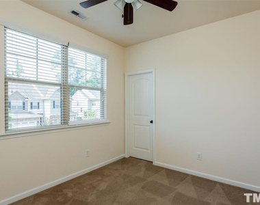 537 Whitworth Lane - Photo Thumbnail 19