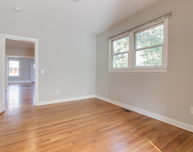 915 Exum Street - Photo Thumbnail 9