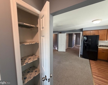 415 Maple Street - Photo Thumbnail 11