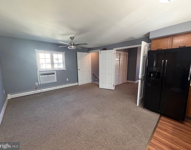 415 Maple Street - Photo Thumbnail 7