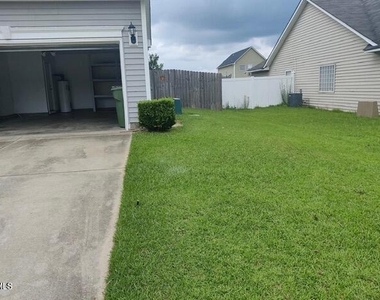 5036 Yorkchester Drive - Photo Thumbnail 2