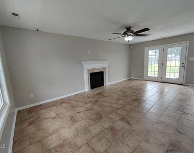 5036 Yorkchester Drive - Photo Thumbnail 11